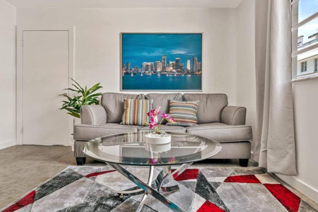 מיאמי ביץ' Amazing Apartment In South Beach, Ocean Drive מראה חיצוני תמונה